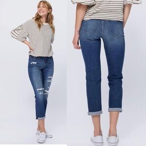 Judy Blue Boyfriend‎ Thermal Patch Mid-Rise Jeans size 5/27 Style: 88306